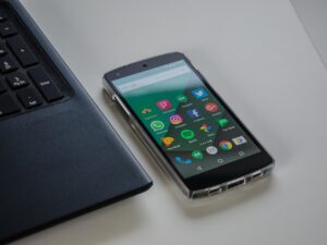 smartphone-1701086_1920